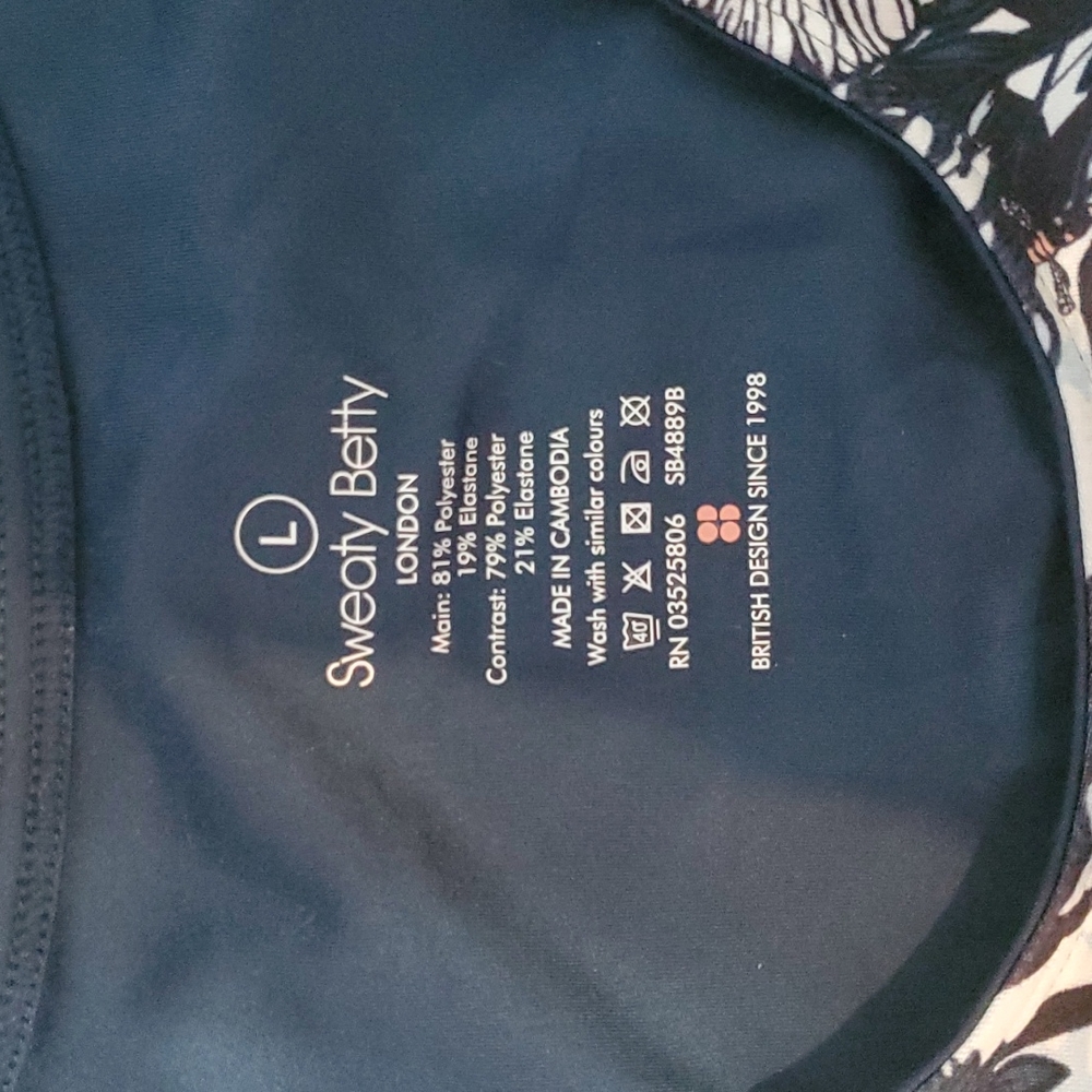 *SOLD*Sweaty Betty Kenza Crop Top L - Picture 2 of 4